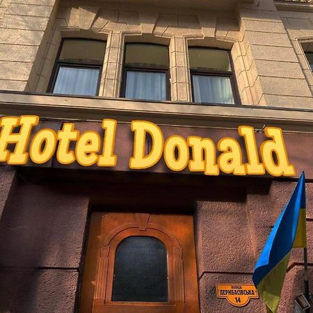 Hotel Donald Oldenburg Bagian luar foto