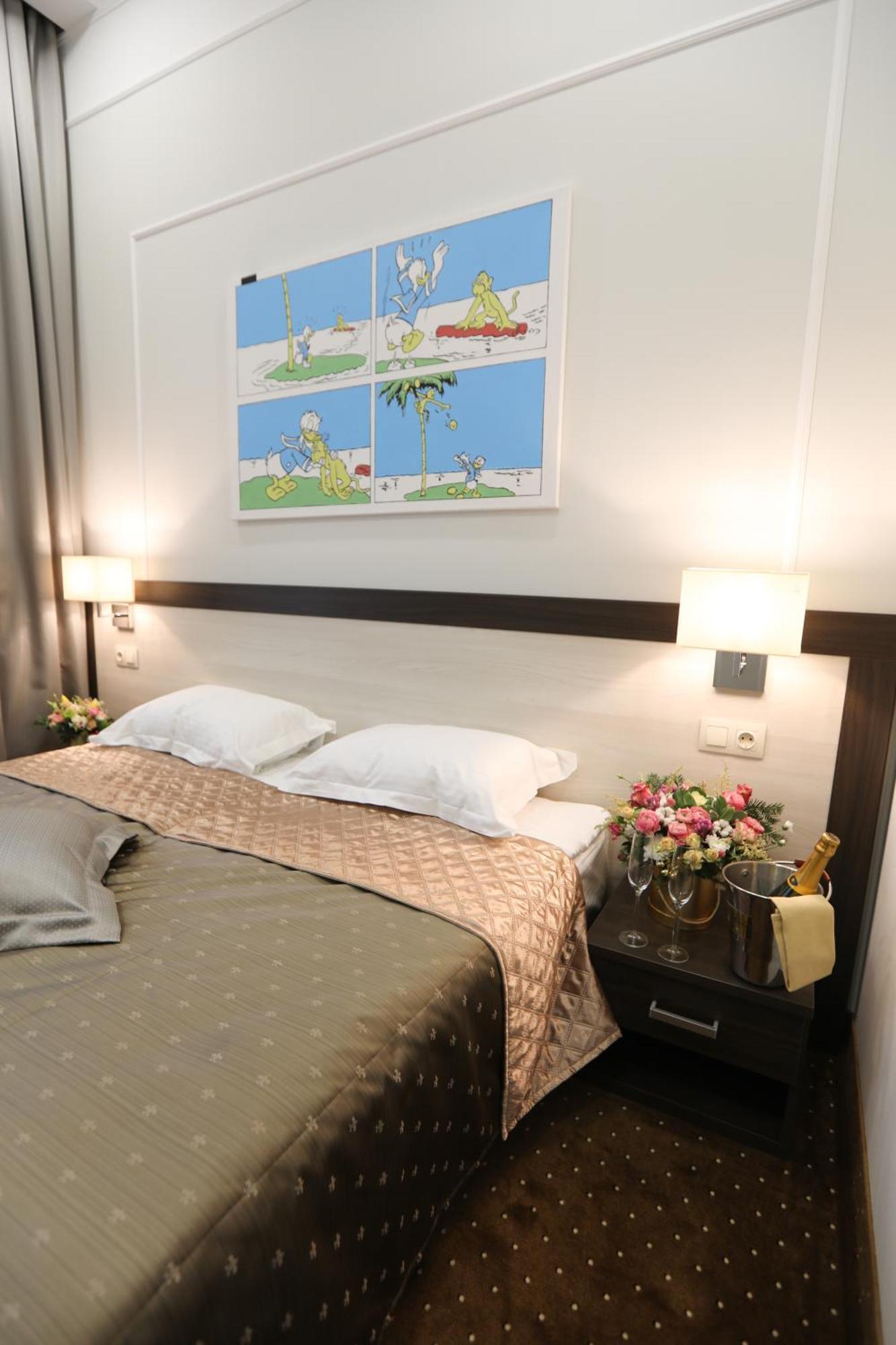 Hotel Donald Oldenburg Bagian luar foto